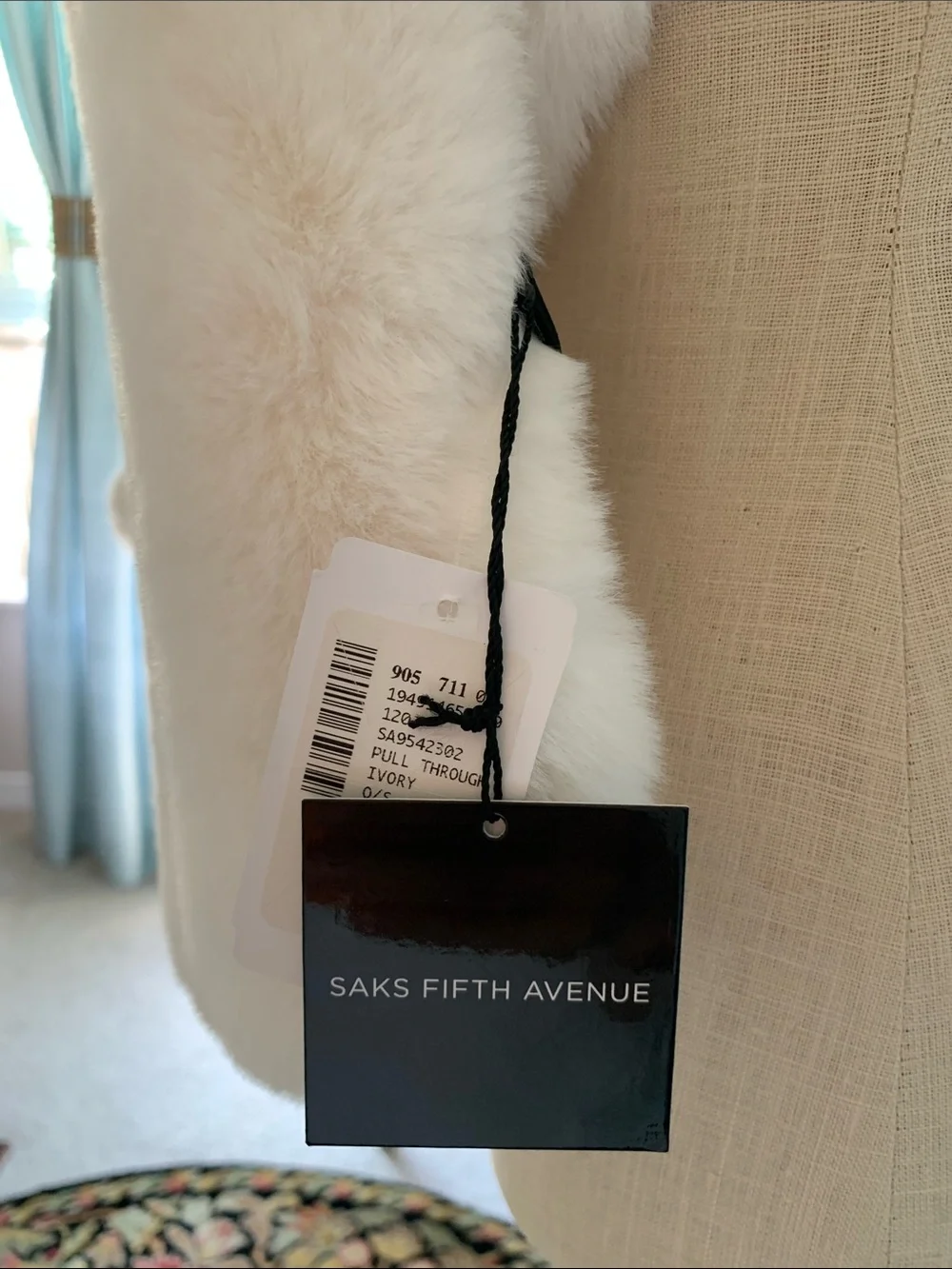 NWT Saks Fifth Avenue Creamy White Faux Fur Scarf Wrap